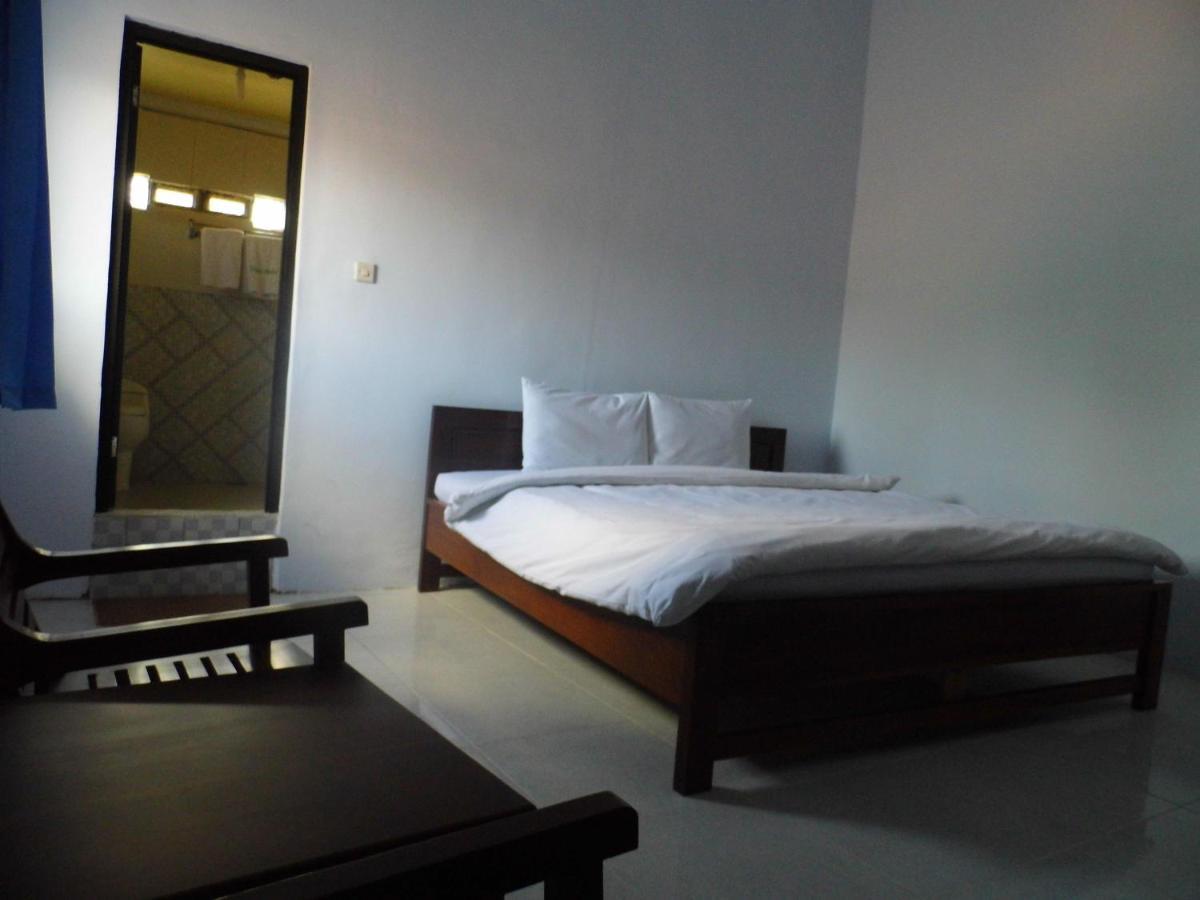 Hotel Ilhami Blitar Dış mekan fotoğraf