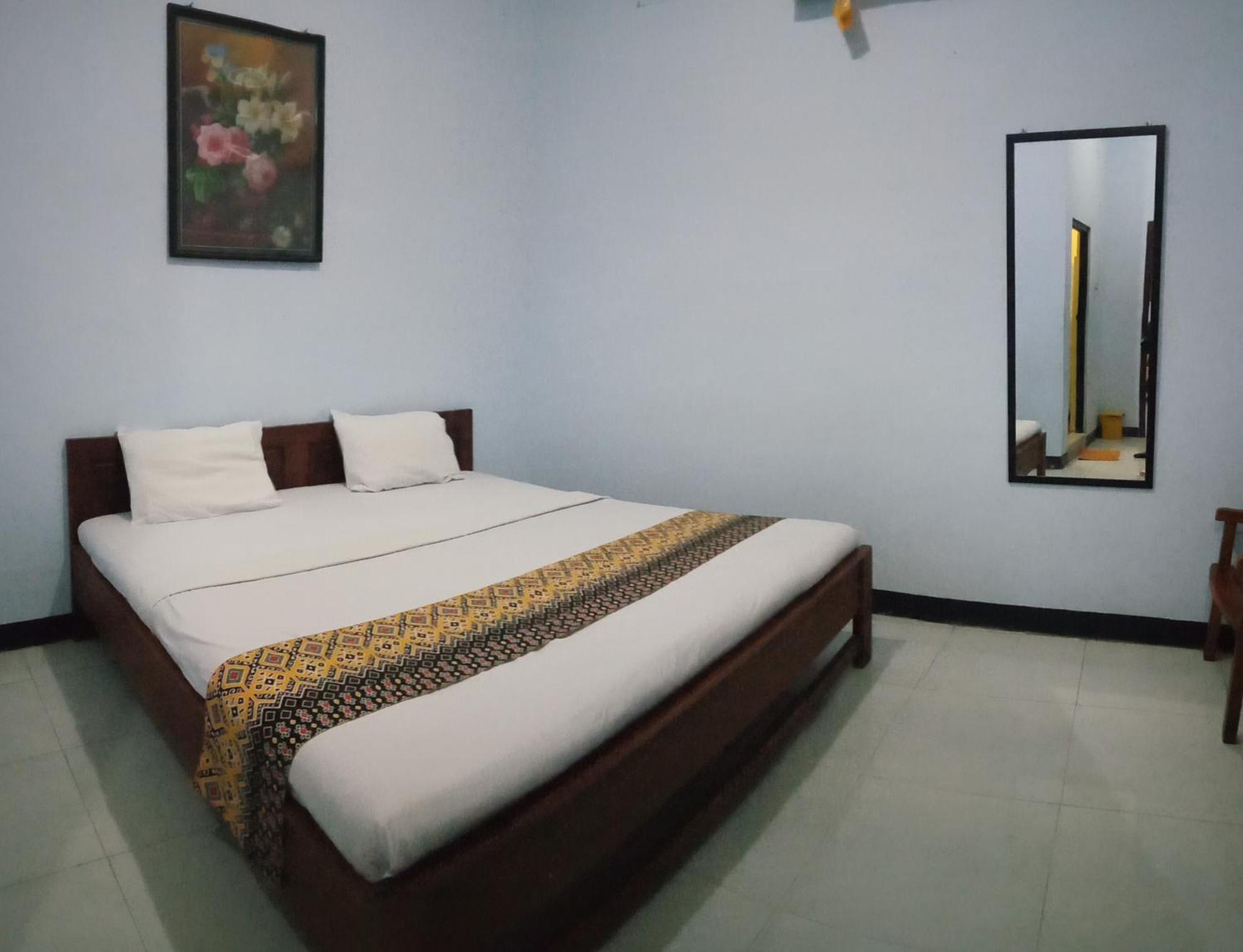 Hotel Ilhami Blitar Dış mekan fotoğraf